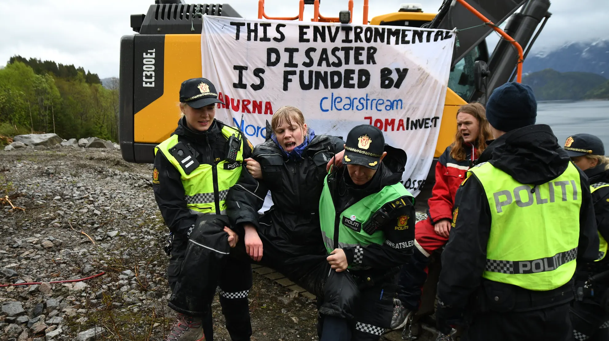 Førdefjorden NU - foto Emil Kvebæk Øvretvei.jpg